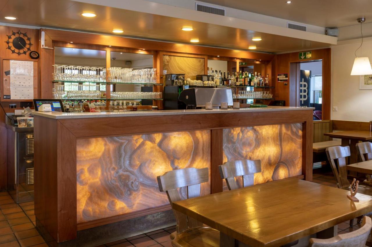 Hotel-Restaurant Eyholz フィスプ エクステリア 写真